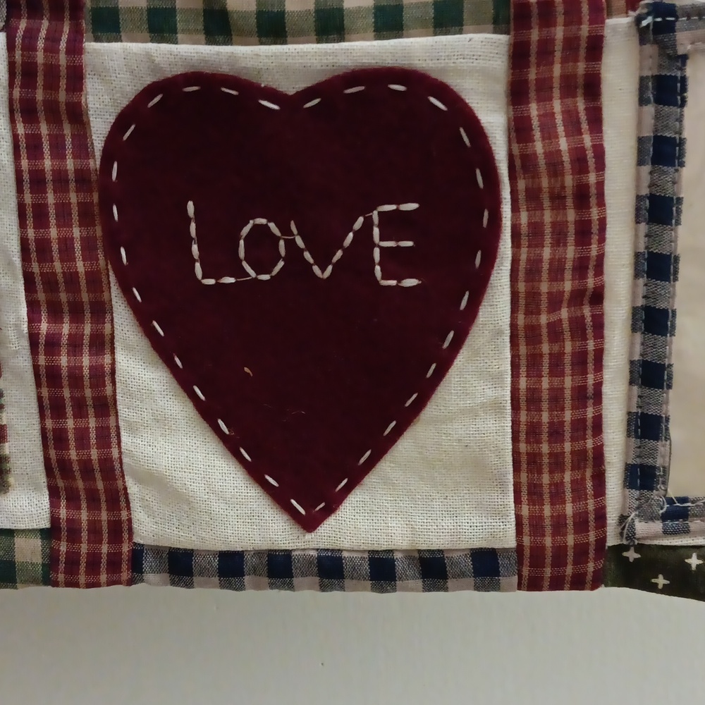 Country Quilt Photo Displayer - Picture 10 of 12